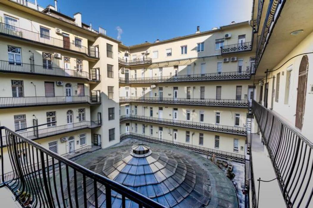 Hi-Bp Sunny Home Apartments In The Heart Of Budapest Eksteriør bilde