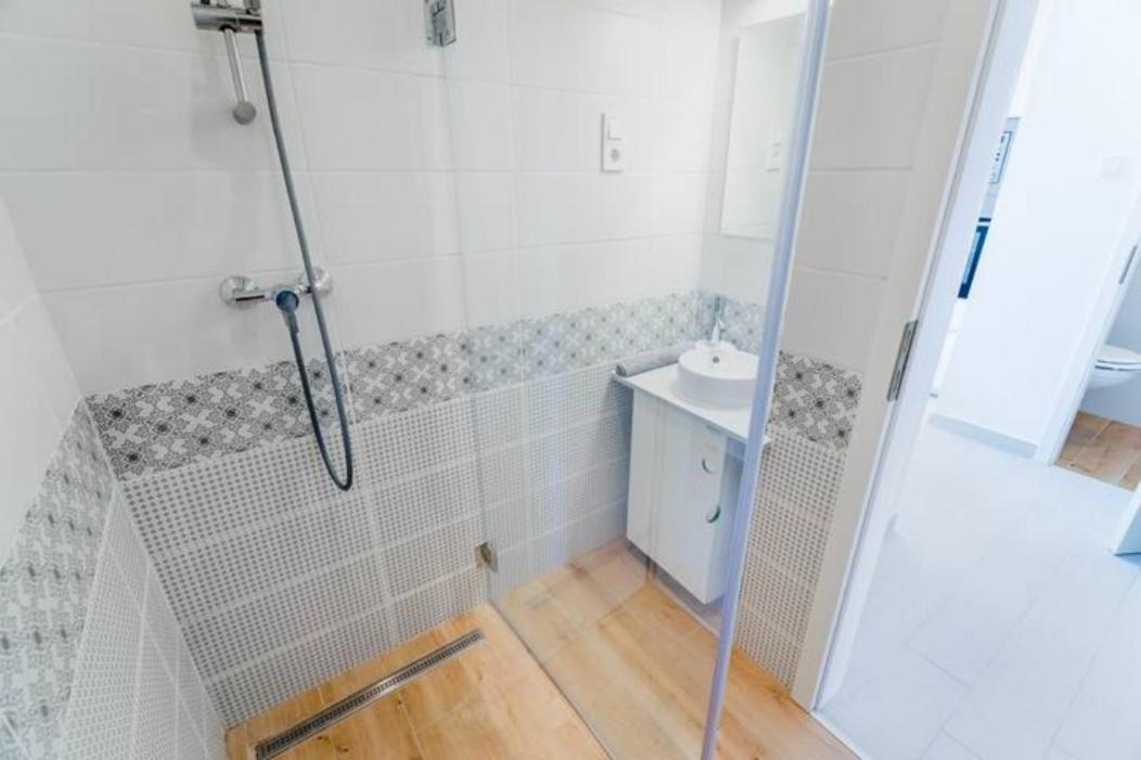Hi-Bp Sunny Home Apartments In The Heart Of Budapest Eksteriør bilde