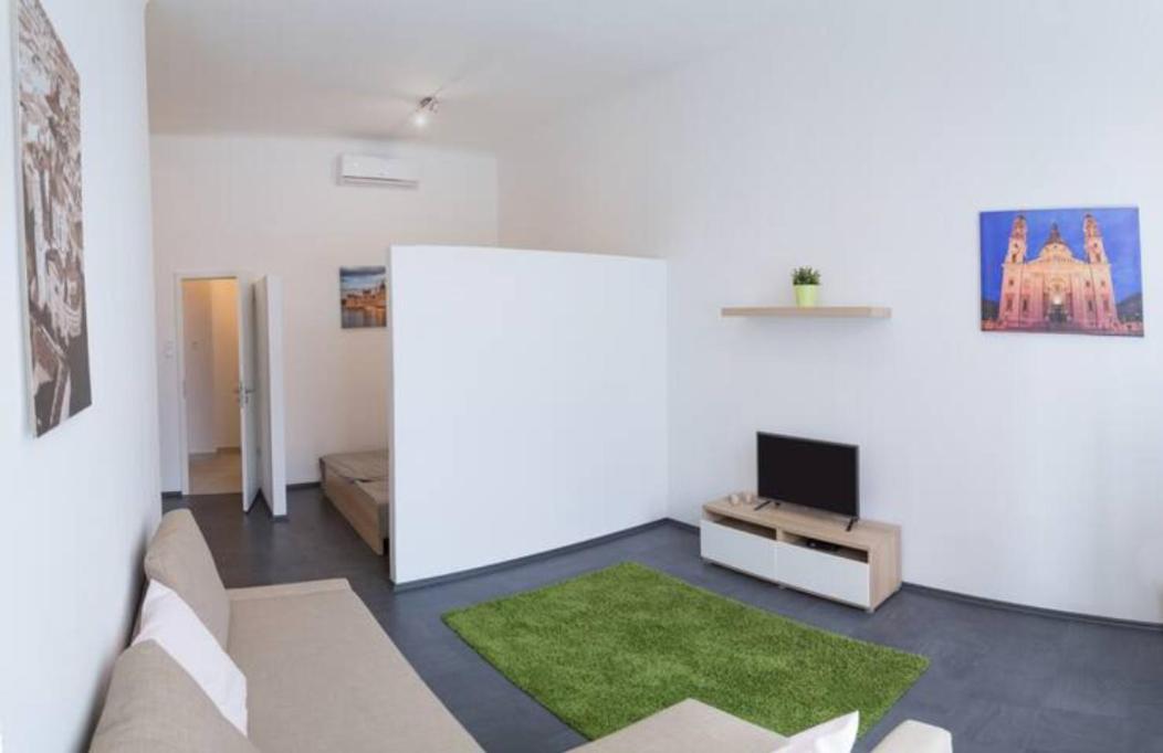 Hi-Bp Sunny Home Apartments In The Heart Of Budapest Eksteriør bilde