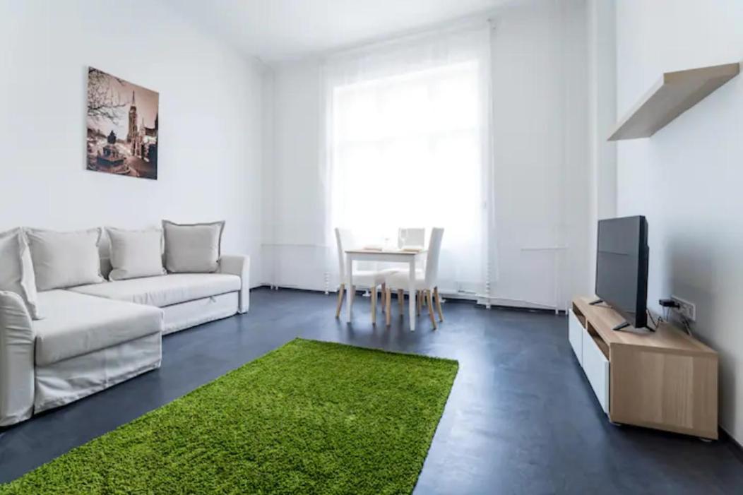 Hi-Bp Sunny Home Apartments In The Heart Of Budapest Eksteriør bilde